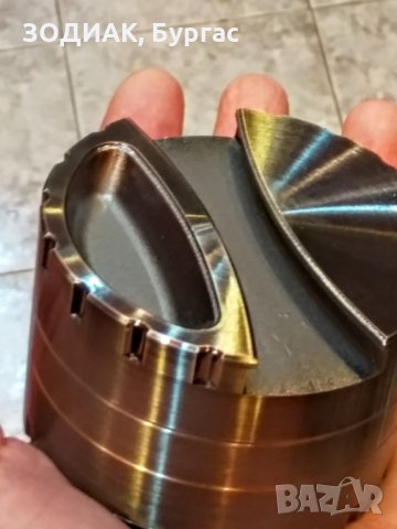 Голям брутален ГРИНДЕР - 4 части, снимка 4 - Други - 27730517