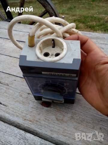 Стар електрически таймер, снимка 3 - Антикварни и старинни предмети - 27088829