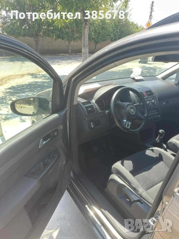 Volkswagen Touran 2013, снимка 3 - Автомобили и джипове - 51446902