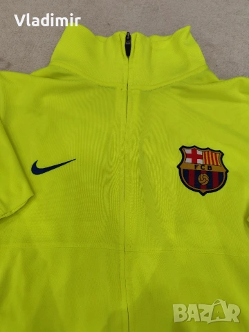 Суичър на Барселона , снимка 2 - Спортни дрехи, екипи - 53020272