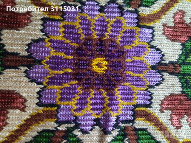 Възглавница красива ,пано, снимка 2 - Други ценни предмети - 37603975