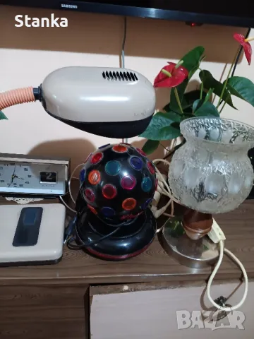 Нощни лампи, снимка 4 - Настолни лампи - 49741951