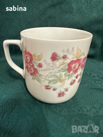 Винтидж чаши-мъг за чай, мляко или друго от фин порцелан с Royal DUX Bohemia, Чехословакия, снимка 2 - Сервизи - 53447152