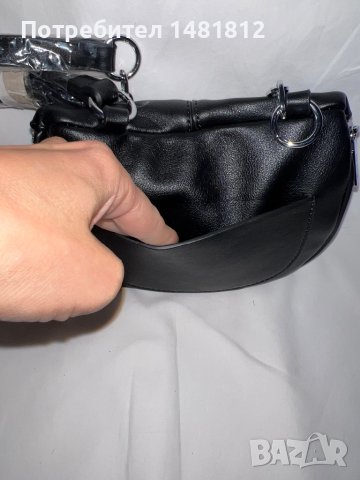 Дамска чантичка , снимка 3 - Чанти - 42937172