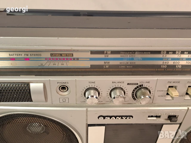 радиокасетофон Sanyo , снимка 4 - Радиокасетофони, транзистори - 50943423