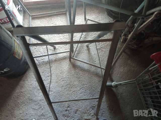 4 броя стойки за боядисване на различни неща и елементи общо - 4 - броя ., снимка 4 - Автотенекеджийски и автобояджийски - 53601447