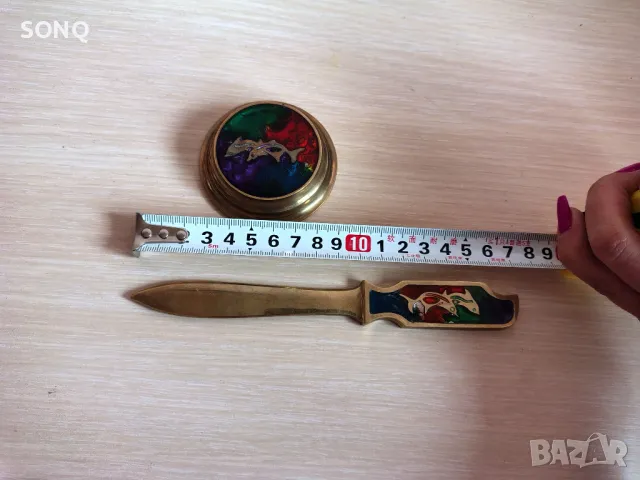 Страхотен Бронзов Комплект За Бюро Нож И Притисквач, снимка 5 - Антикварни и старинни предмети - 49356586