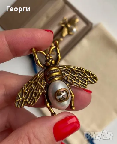 Gucci оригинална брошка 