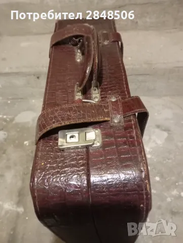 Продавам куфар от естествена кожа , изключително запазен. Размери 55,5 /42,5/ 17см., снимка 3 - Куфари - 49225480