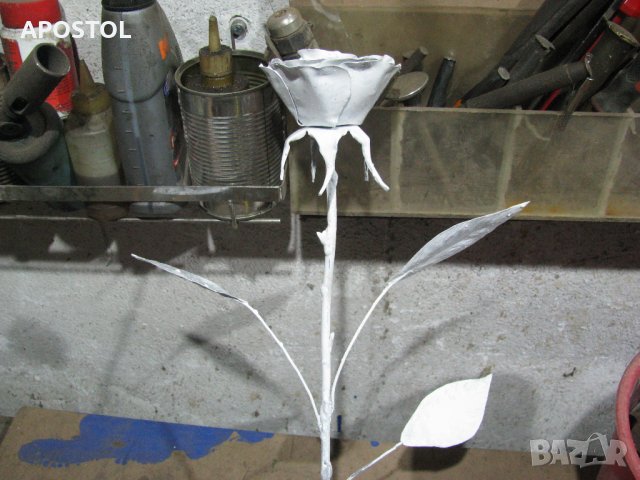 метална роза , снимка 3 - Антикварни и старинни предмети - 40339123