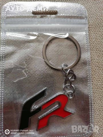 Висококачественни метални емблеми и ключодържател Сеат ФР за кола автомобил джип, снимка 12 - Аксесоари и консумативи - 32552345