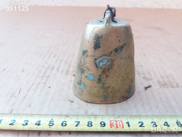 Масивен бронзов чан с полумесец , снимка 2 - Антикварни и старинни предмети - 36410142