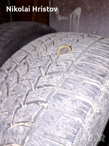 Зимни гуми 215 55 r16, снимка 2 - Гуми и джанти - 52633077