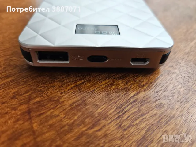 Външна батерия iWalk Extreme 6000 mAh, снимка 3 - Външни батерии - 48535685