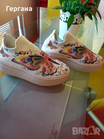 Нови обувки на платформа , снимка 2 - Дамски ежедневни обувки - 51648314