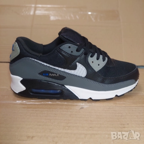 оригинални маратонки Nike Air Max 90 Black номер 44 -44,5, снимка 11 - Маратонки - 37941415