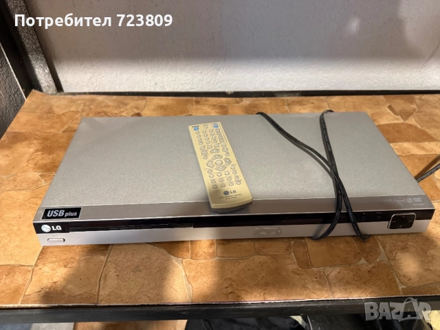 Двд LG, снимка 3 - Плейъри, домашно кино, прожектори - 52106312