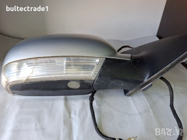 Огледало за Volkswagen Touareg, снимка 5 - Части - 51665473