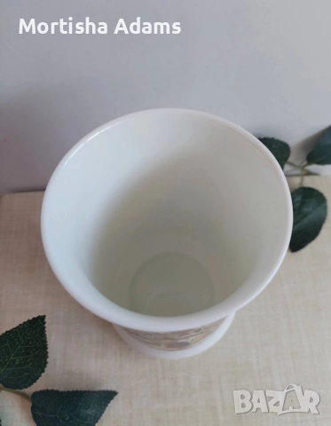 Английска чаша- костен порцелан , снимка 3 - Чаши - 52788061