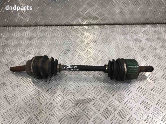 Предна лява полуоска Hyundai Coupe 1.6i-16v 1999г.