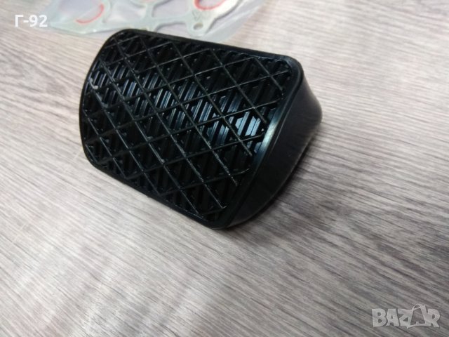 A1232910082**NEU**MERCEDES-BENZ**AUTOMATIC !!!**Гумичка за спирачен педал**