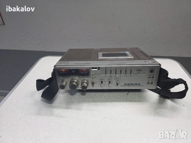 Портативен стерео рекордер Philips D6920. 