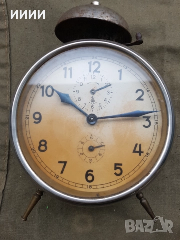 Часовник будилник GUSTAV BECKER 