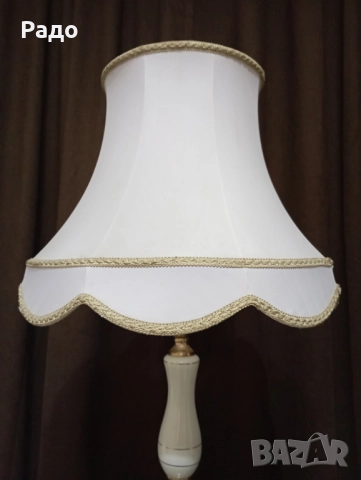 Много голяма старинна порцеланова лампа с красив абажур, снимка 4 - Настолни лампи - 52846064