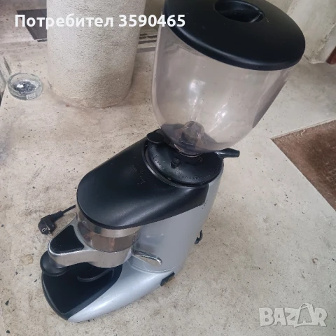 Професионална кафемелачка