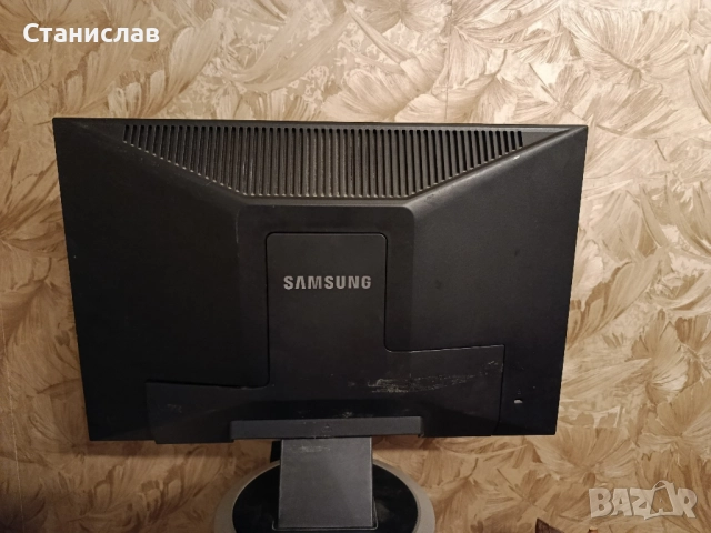 Монитор Samsung 940WN 19", снимка 3 - Монитори - 52842040