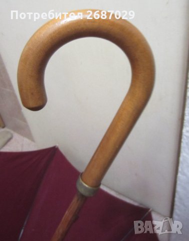  Стар чадър цвят бордо с бродиран кон и дървена дръжка, снимка 5 - Други ценни предмети - 28951046