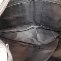 Дамска кожена чанта черна, снимка 6 - Чанти - 40079289
