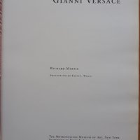 Gianni Versace, Richard Martin, каталог, снимка 2 - Специализирана литература - 39351282