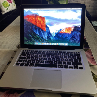 MacBook 13-inch, Aluminum, Late 2008, снимка 1 - Лаптопи за работа - 44906669
