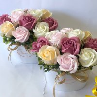 Букет с ароматни сапунени рози, снимка 1 - Декорация за дома - 32962692