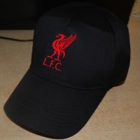 НОВО Футболна шапка на Ливърпул!Фен шапка на FC LIVERPOOL!!, снимка 1 - Шапки - 32870021