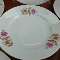 Стар български порцелан чинии, снимка 3 - Антикварни и старинни предмети - 33044916