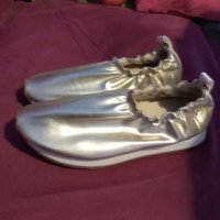 Дамски спортни обувки, снимка 4 - Дамски ежедневни обувки - 28421854