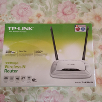 Рутер TP-Link WR 841N, снимка 1 - Рутери - 44890264