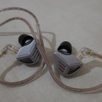 Нови слушалки KZ ZVX, снимка 7 - Слушалки и портативни колонки - 43542570