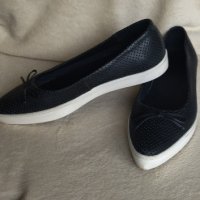 Обувки, снимка 3 - Дамски ежедневни обувки - 44101522