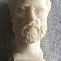 Аристотел - мраморна статуетка , снимка 2 - Други ценни предмети - 32275488