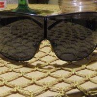Продавам слънчеви очила ''ЕКСТРИЙМ''  - спортни., снимка 1 - Слънчеви и диоптрични очила - 38499184
