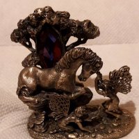 Стара красива метална скулптура- Подарък на магическата сила - Англия, снимка 4 - Антикварни и старинни предмети - 27615651