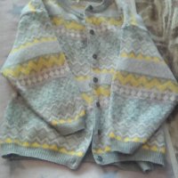 продавам дамски пуловери и жилетка размер L, снимка 3 - Блузи с дълъг ръкав и пуловери - 43361433