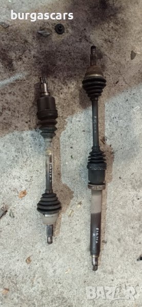 Полуоски лява дясна Ford Fiesta 2005г, снимка 1