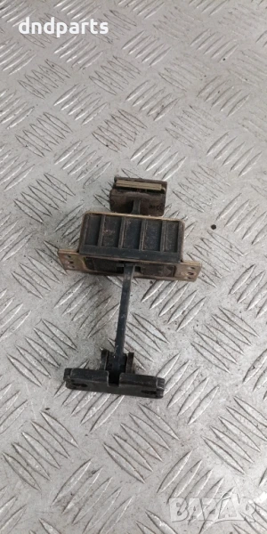 Стопер врата Mercedes C-Class W203 2002г.(заден десен)	, снимка 1