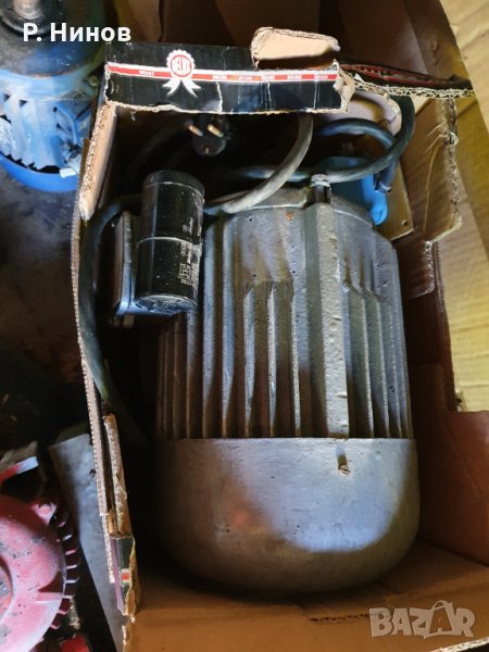 Монофазен ел.двигател/електромотор/електродвигател  3 kW  1420 оборота      28 мм ос  НРБ, снимка 1