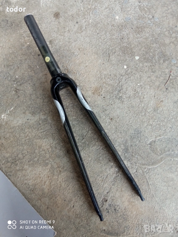 карбонва вилка ,28 цола,, снимка 1