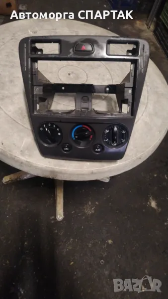 Радио съраунд панел Ford fusion 2005-2012, снимка 1